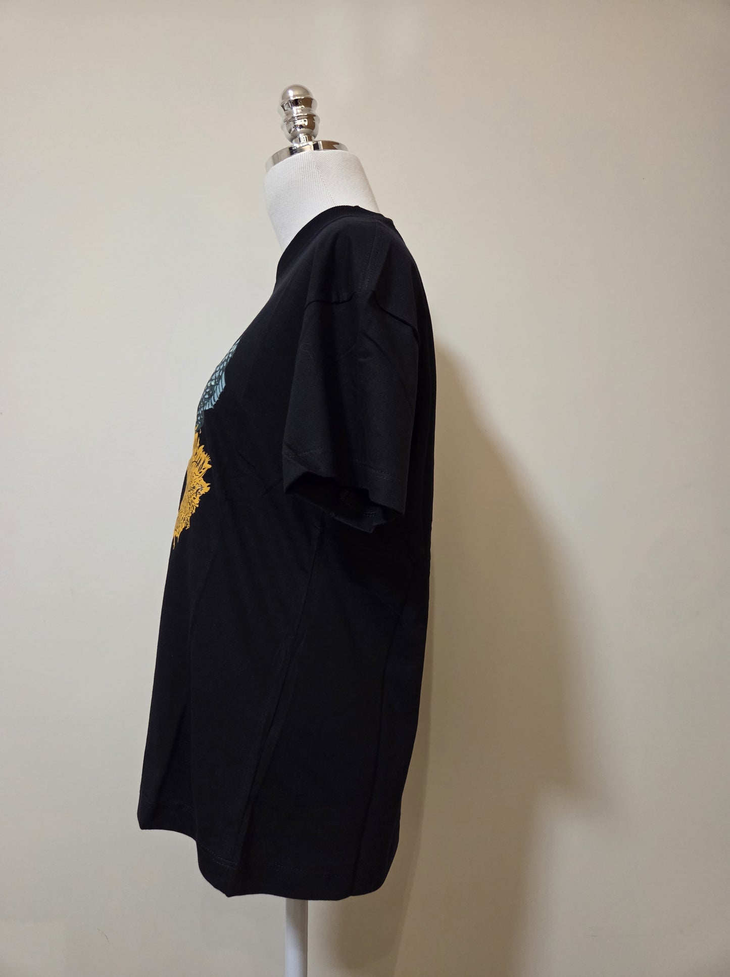 Camiseta Farm Rio Estampa Letras Texturizadas fundo Preto