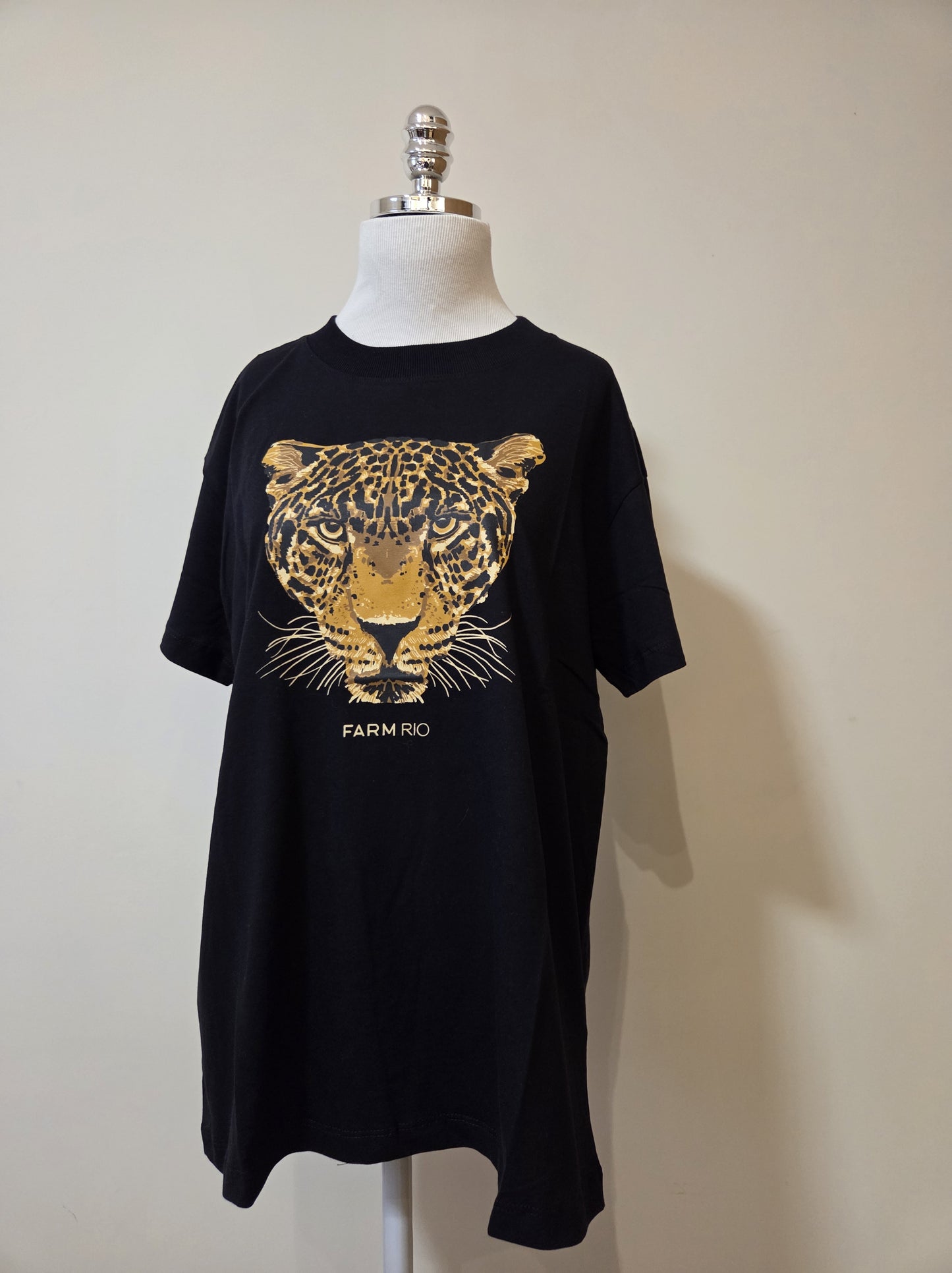 Camiseta Farm Onça Fundo Preto