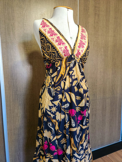 Vestido JMS Estampado Floral e Tucanos Fundo Preto