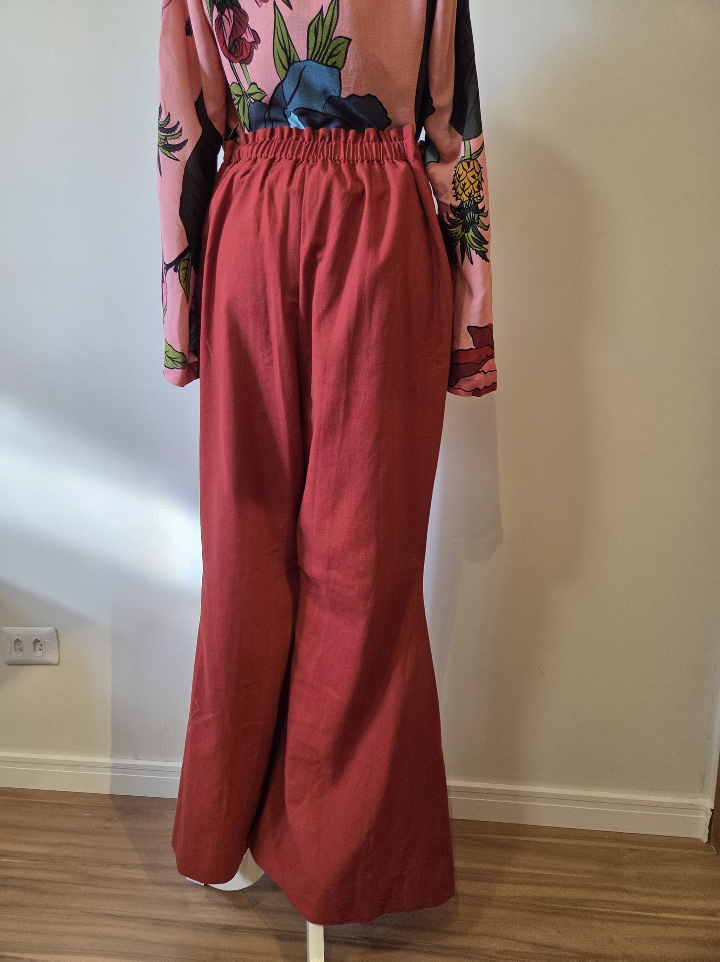 Calça Farm Flare Vermelho Oeste