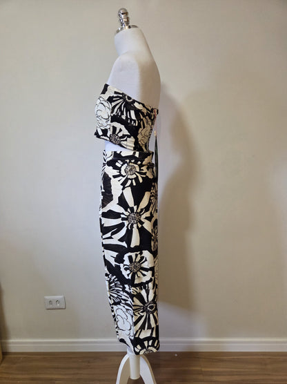 Conjunto Farm Top e Saia Flora Preto e Off
