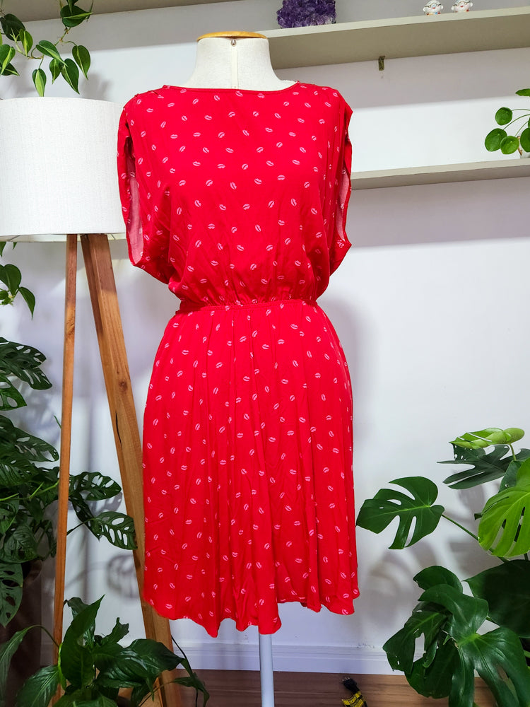 Vestido Antix Curto Estampa Doces Beijos