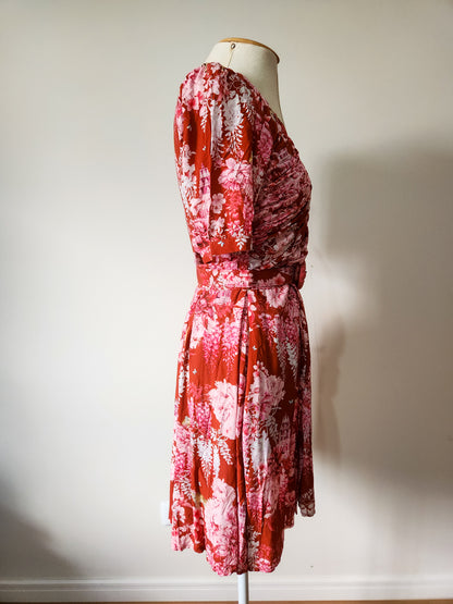 Vestido Antix Curto Estampa Passeio do Tigre