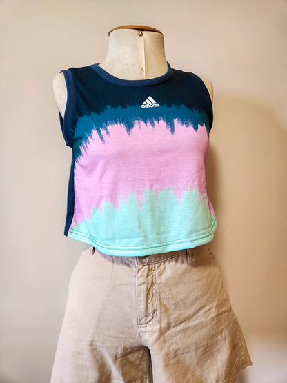 Blusinha Farm Adidas Tie Dye Azul 3 Tons - Modelo Cropped