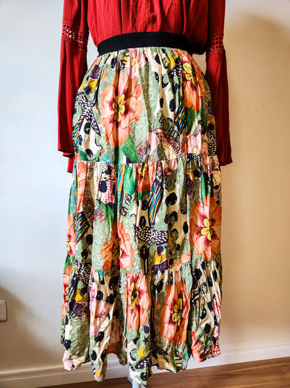 Saia Estampada Floral Multi Colorida com Babados