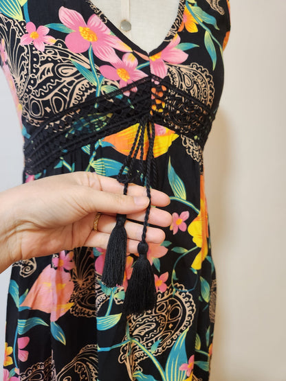 Vestido Marisa Floral com Fundo Preto