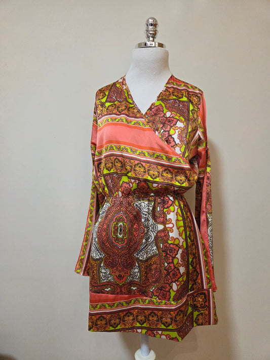 Blusinha TVZ Estampada Floral e Listras | Ombros Vazados