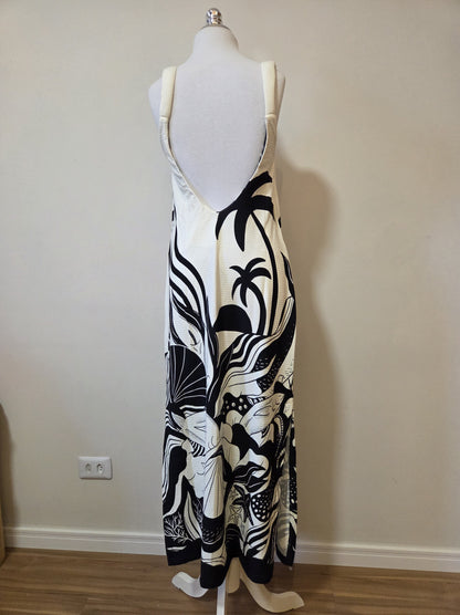 Vestido Farm Festa do Mar Preto e Off