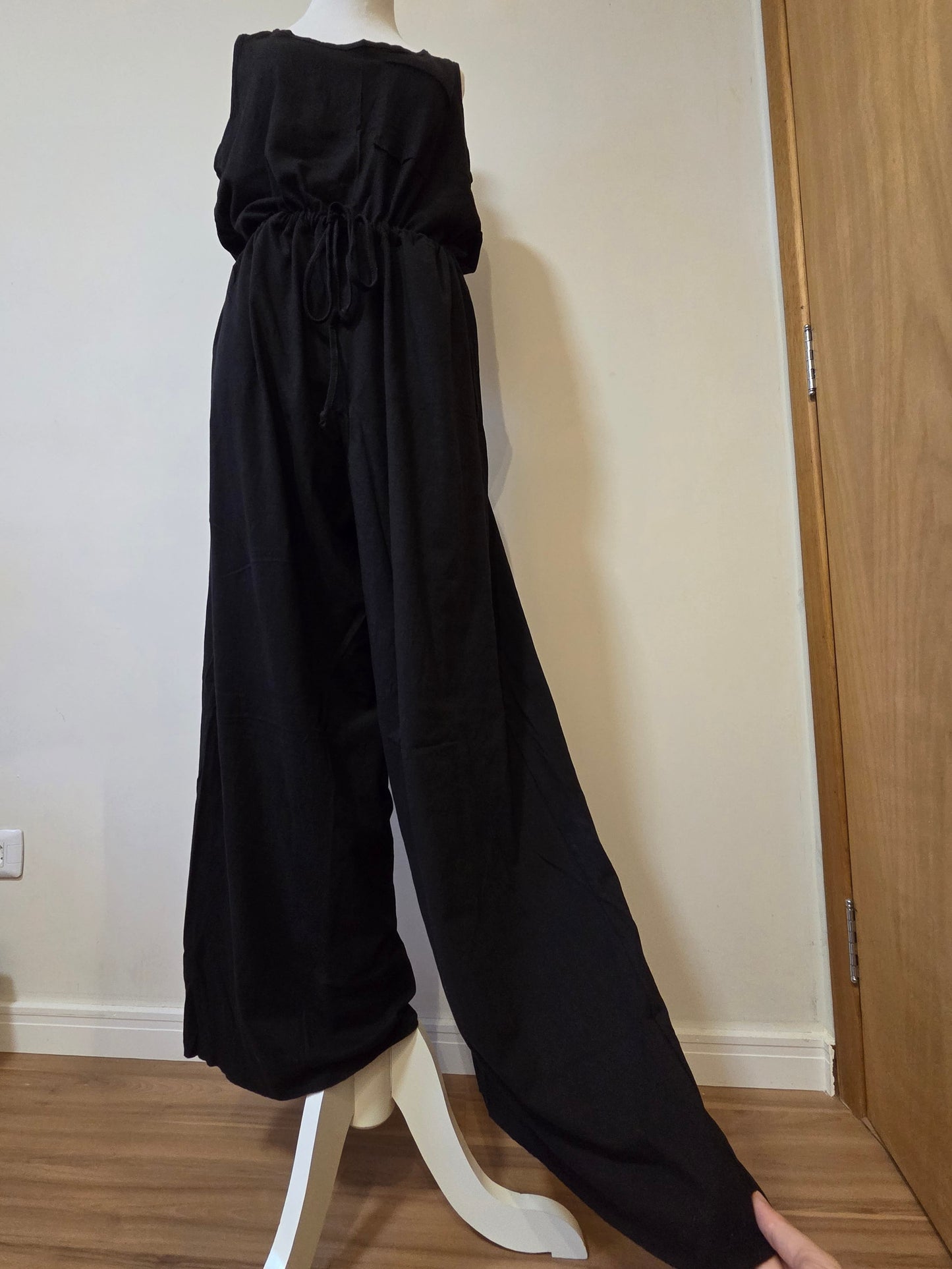 Macação Zinzane Pantalona Preto Liso
