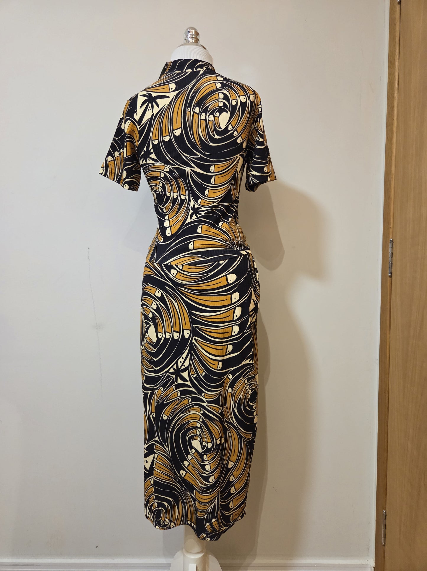 Conjunto Farm Blusinha e Saia de Tucanos