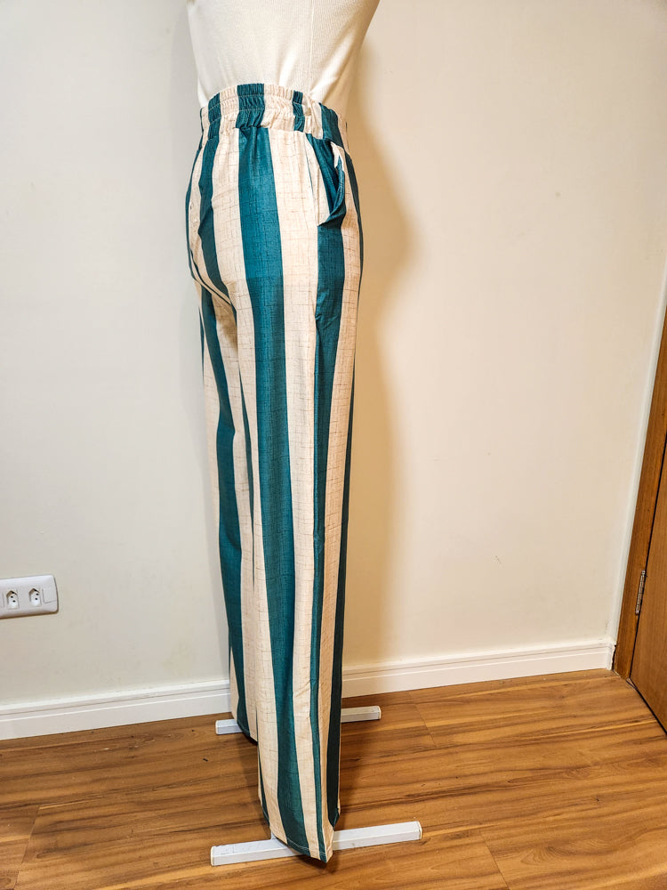 Calça Pantalona Verde e Off Listrada