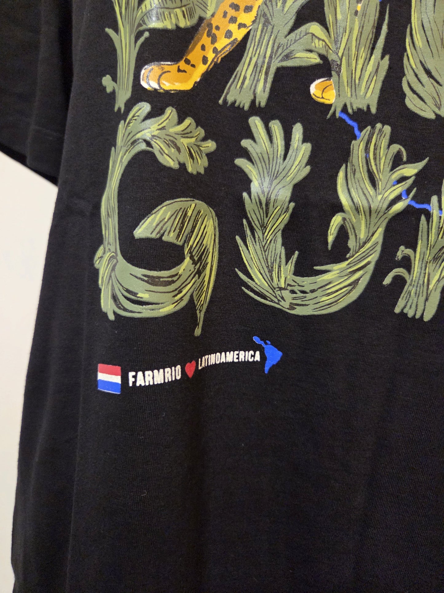 Camiseta Farm Paraguai Onça