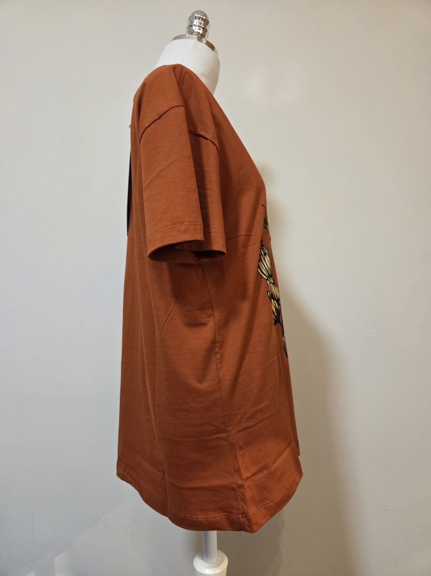 Camiseta Farm Tucano e Arara Fundo Marrom
