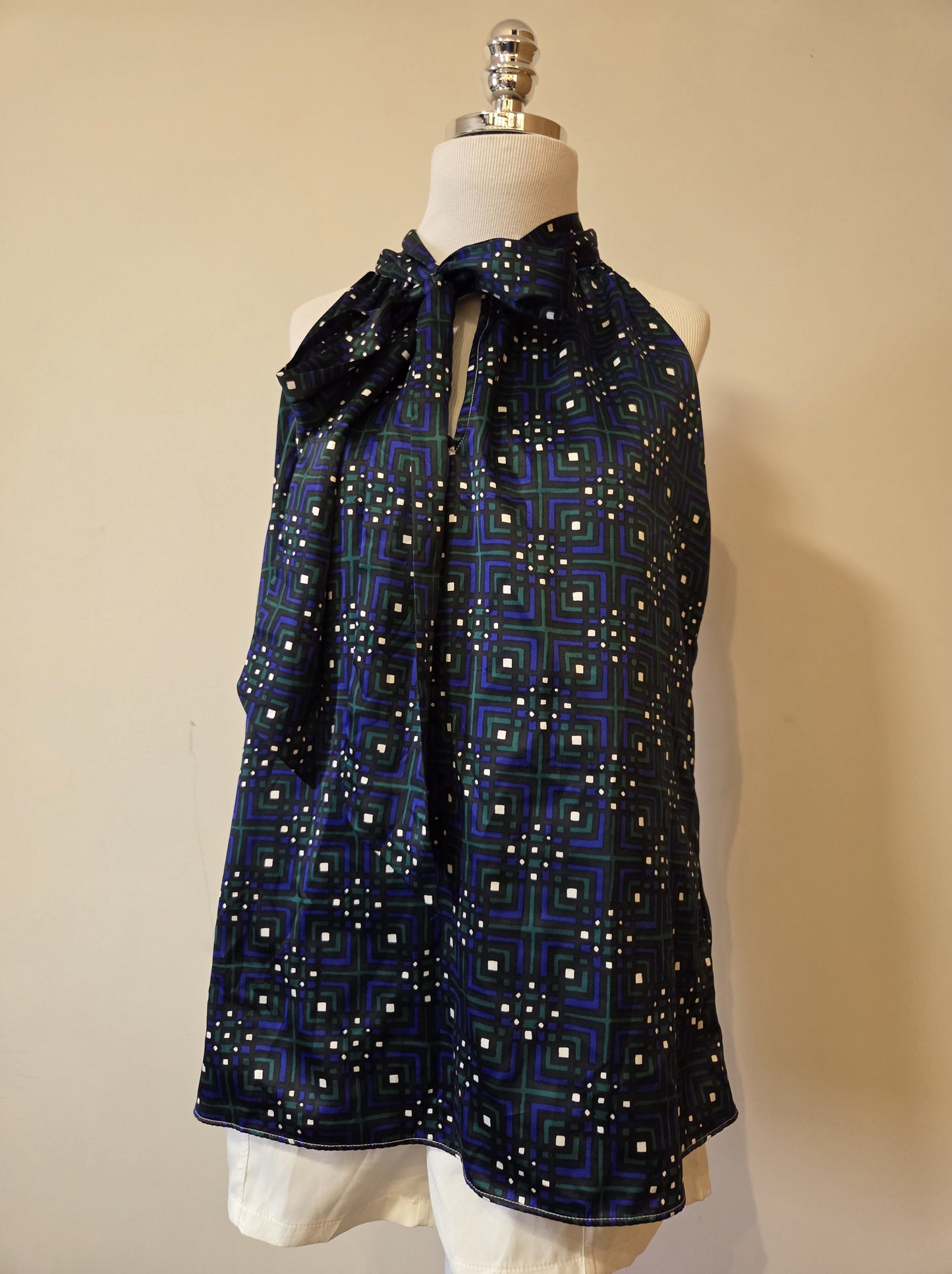 Blusinha Banana Republic Estampa Geométricas