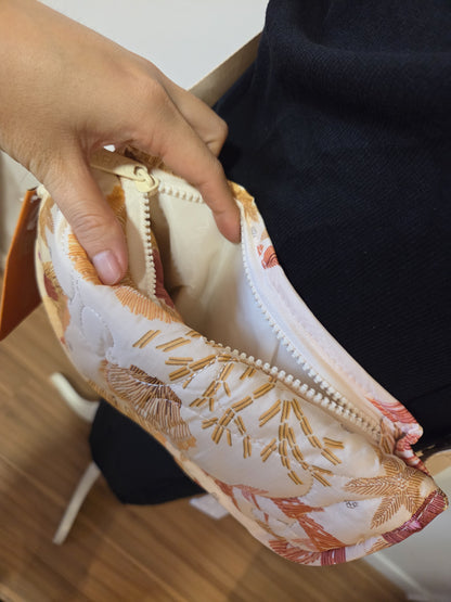 Pochete Farm Estampa Floral