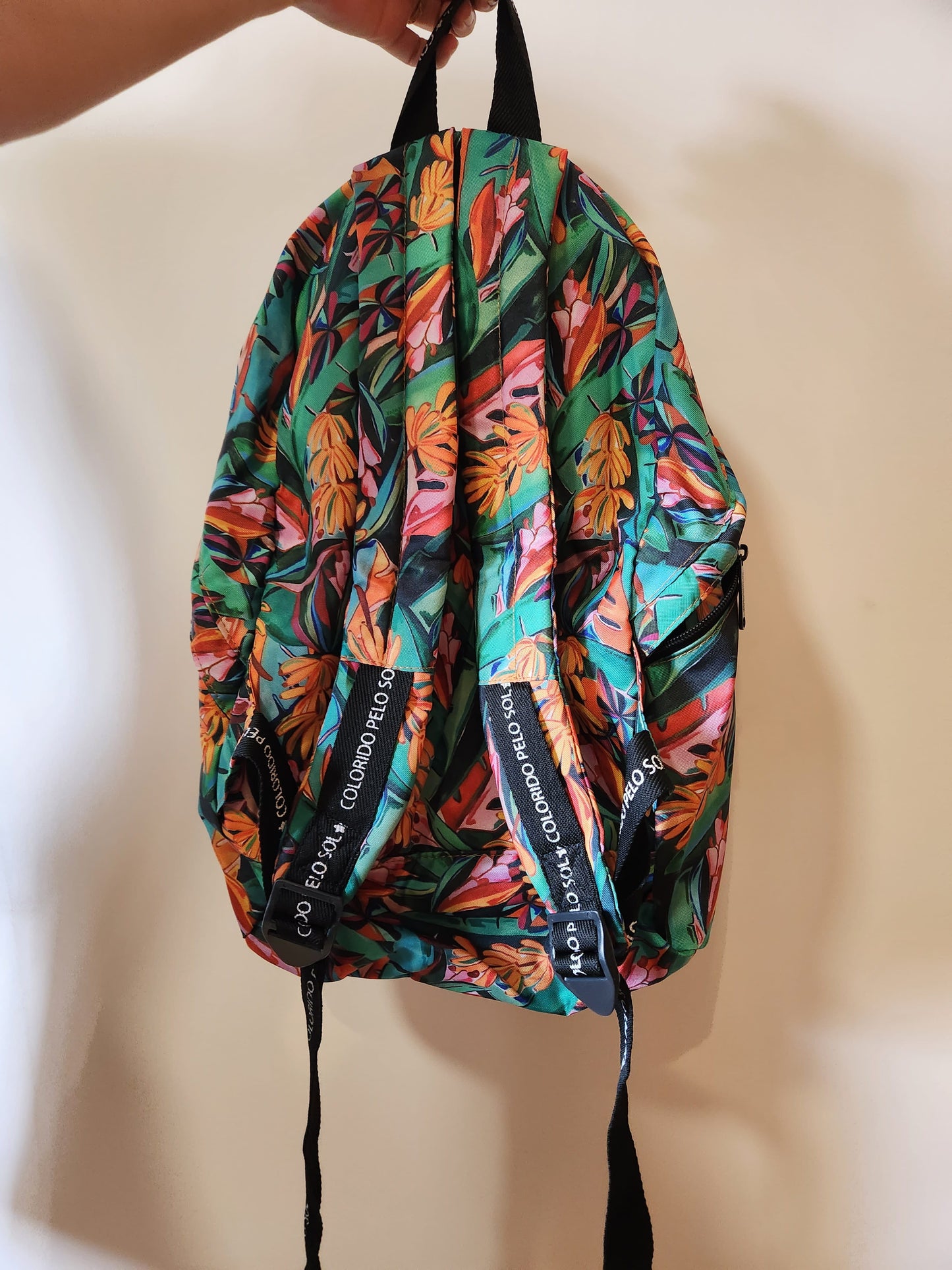 Mochila Farm Folhas de Bananeiras