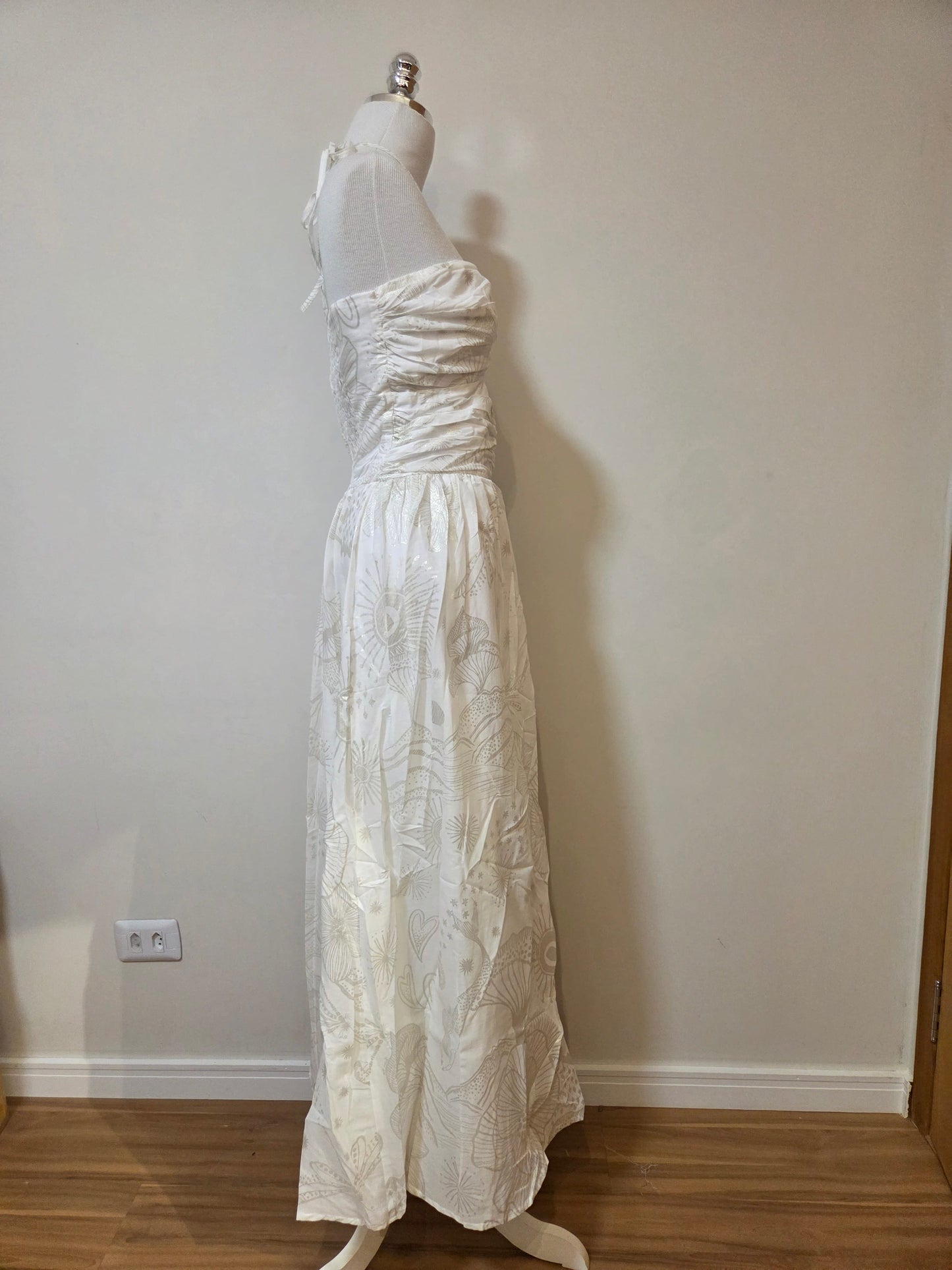 Vestido Farm Jardim Místico Foil Bege
