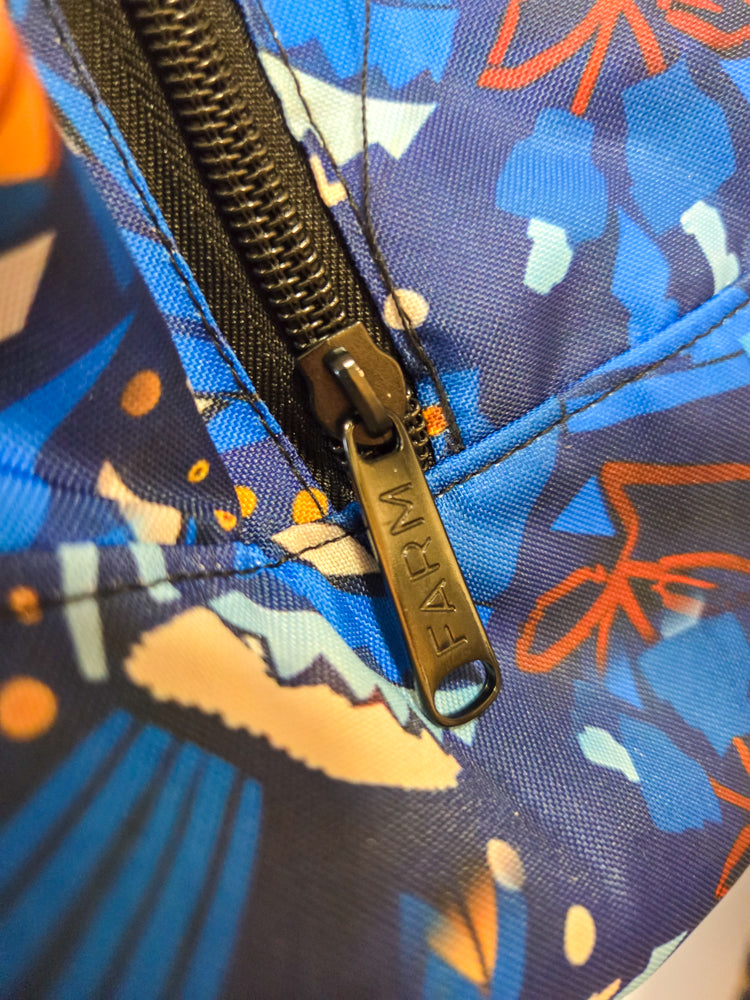 Mala Farm Me Leva Azul com Abacaxis