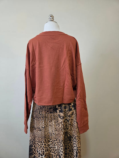 Blusa Farm Moletinho Onça Estampada Terracota