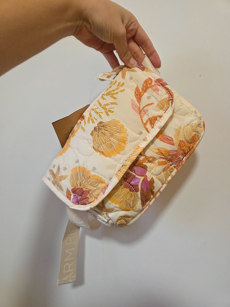 Pochete Farm Estampa Floral