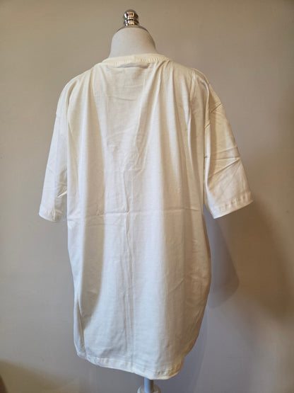 Camiseta Yellon Borboletas Azuis Bordadas