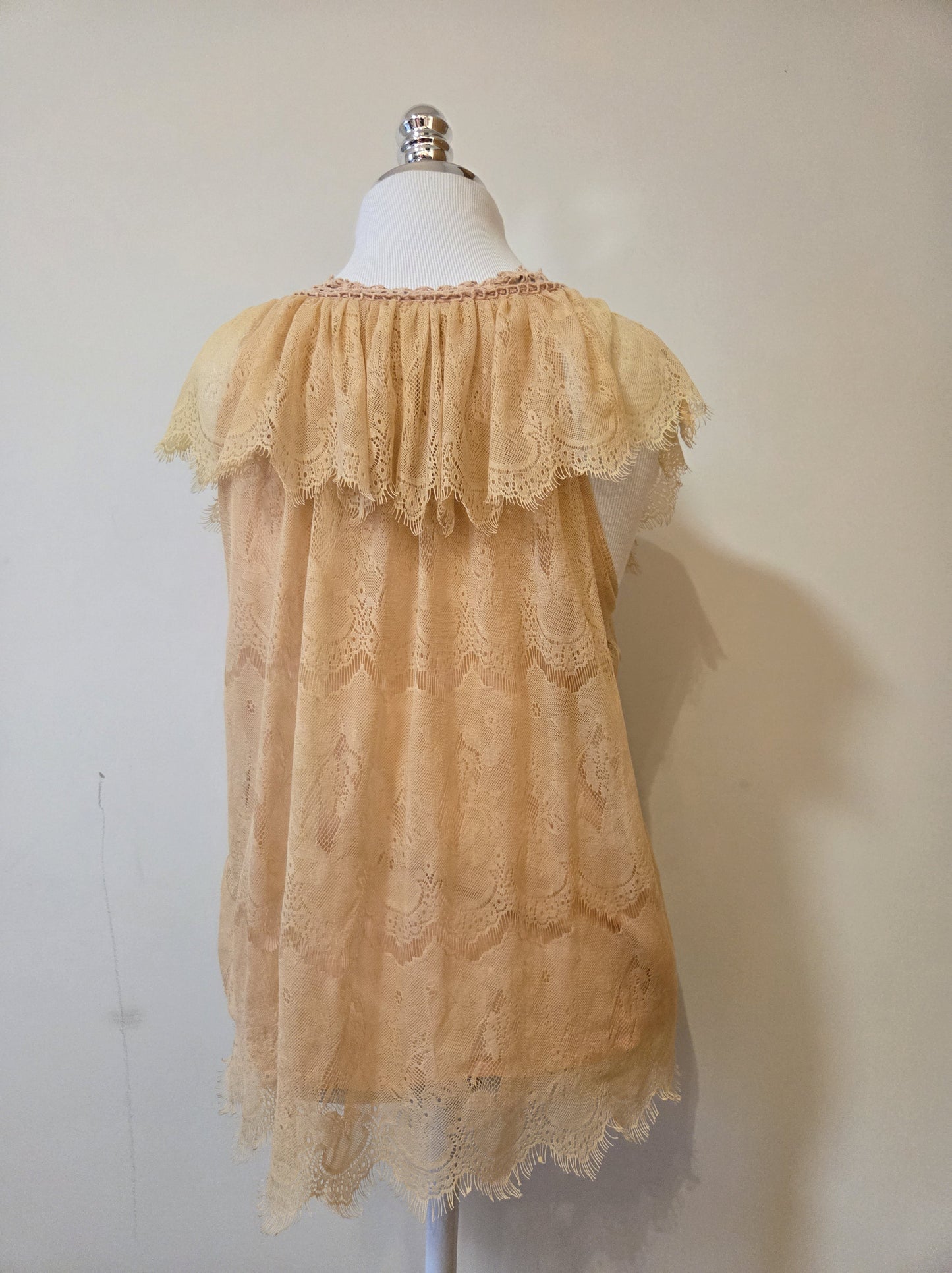 Blusinha Farm Rosinha com Renda