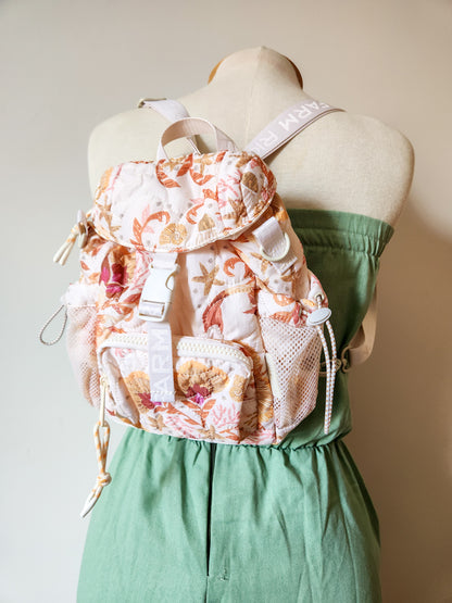Mochila Farm Pipoquinha Puffer Floral Claro
