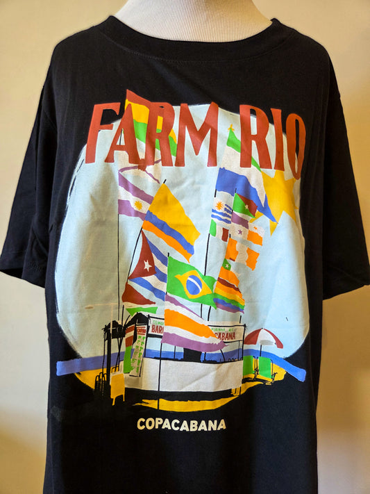 Camiseta Farm Copacabana Barcos e Bandeiras Preta