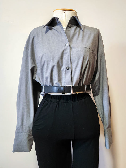 Camisa Zara Cinza Cropped com Cinto
