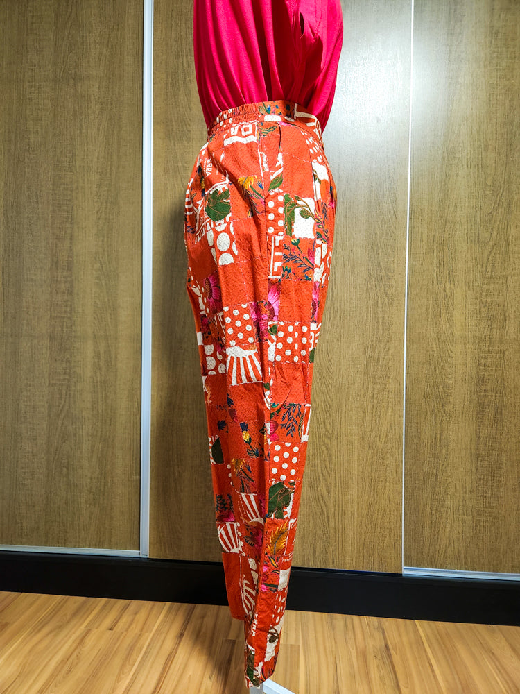 Calça Farm Cenoura Estampa Vermelha