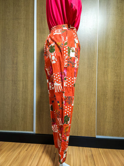 Calça Farm Cenoura Estampa Vermelha