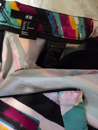Shorts H&M Abstrato Colorido