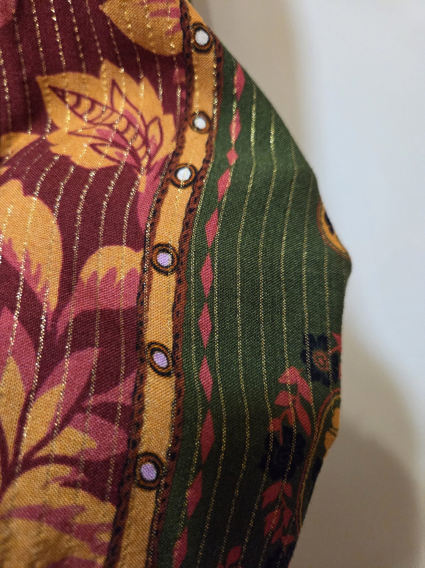 Kimono Farm Floral com Fios Dourados Ayla