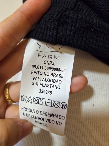 Regata Farm Rio Preta com Estampa de Passarinho e Bordado