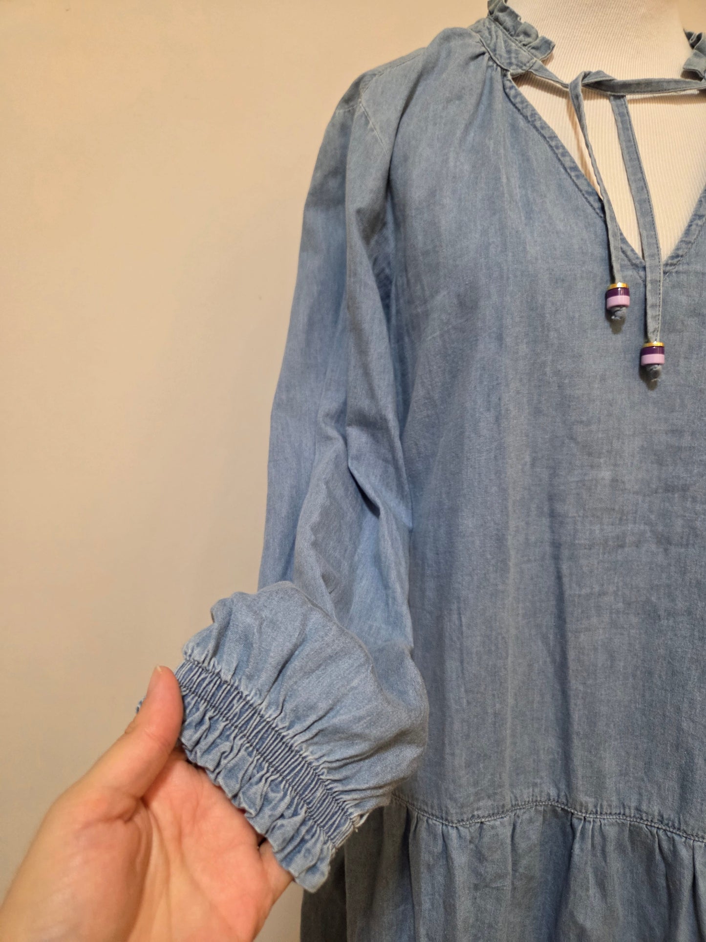 Vestido Maria Filó Curto Jeans Manga Comprida