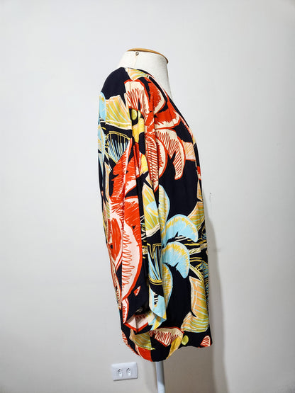 Kimono Farm Folhagens Verde e Vermelho Fundo Preto