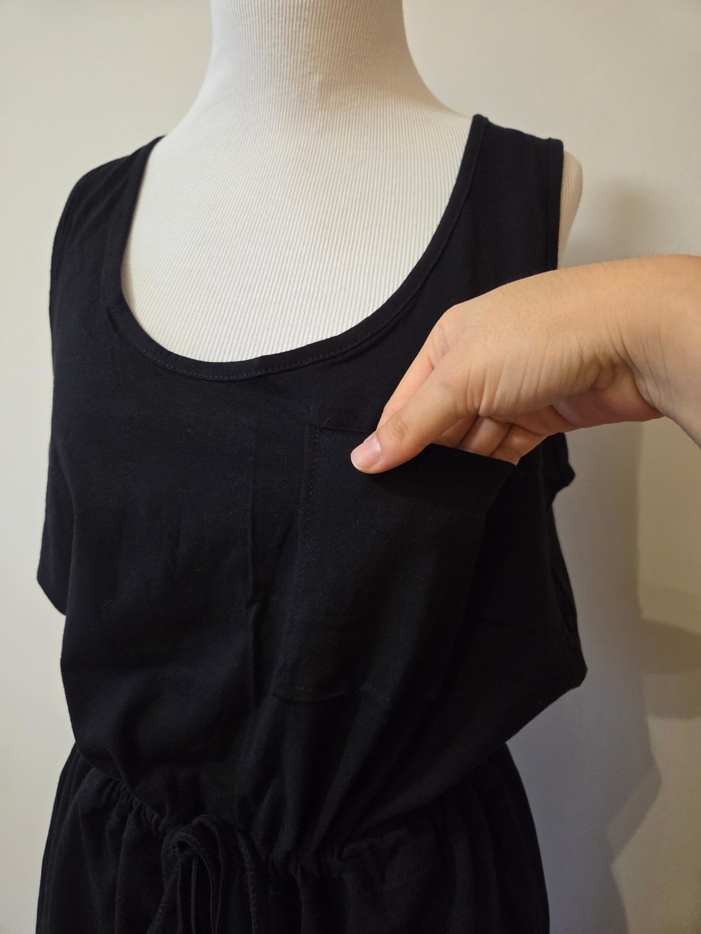 Macação Zinzane Pantalona Preto Liso