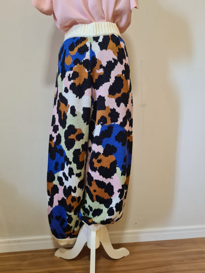 Calça Farm Tricô Leopardo Multicoloridos