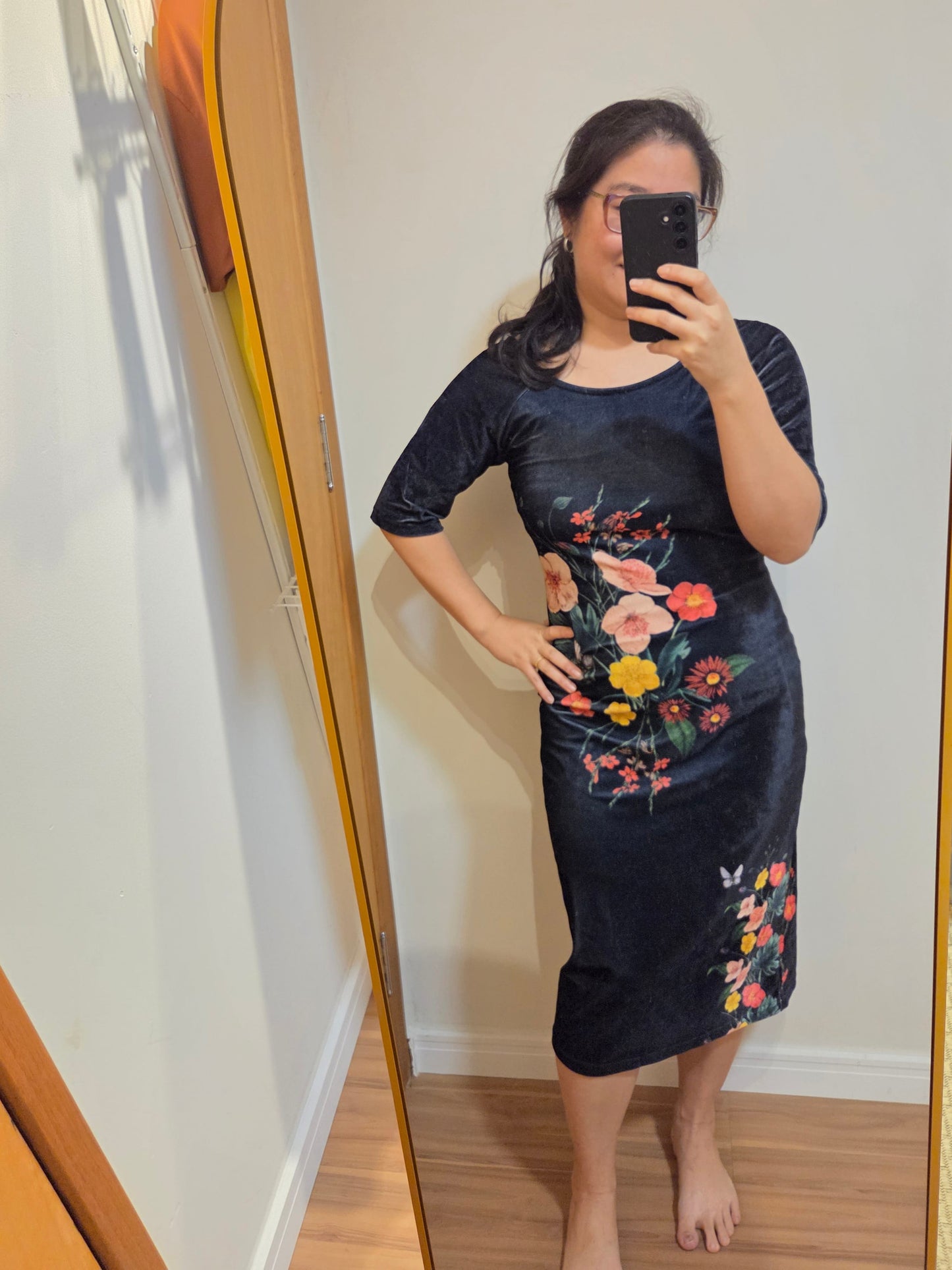Vestido Blue Steel Preto Floral Aveludado