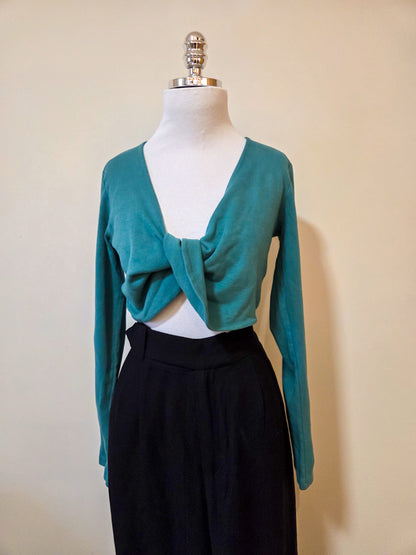 Blusinha Nati Vozza Verde Manga Longa com Torção Frontal