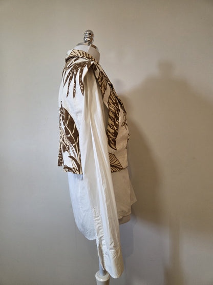 Colete Farm Folhagens Marrom e Branco