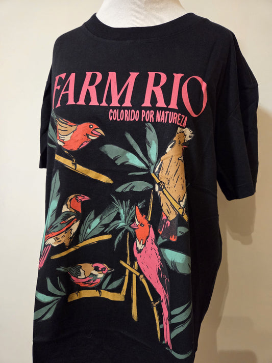 Camiseta Farm Aves Fundo Preto