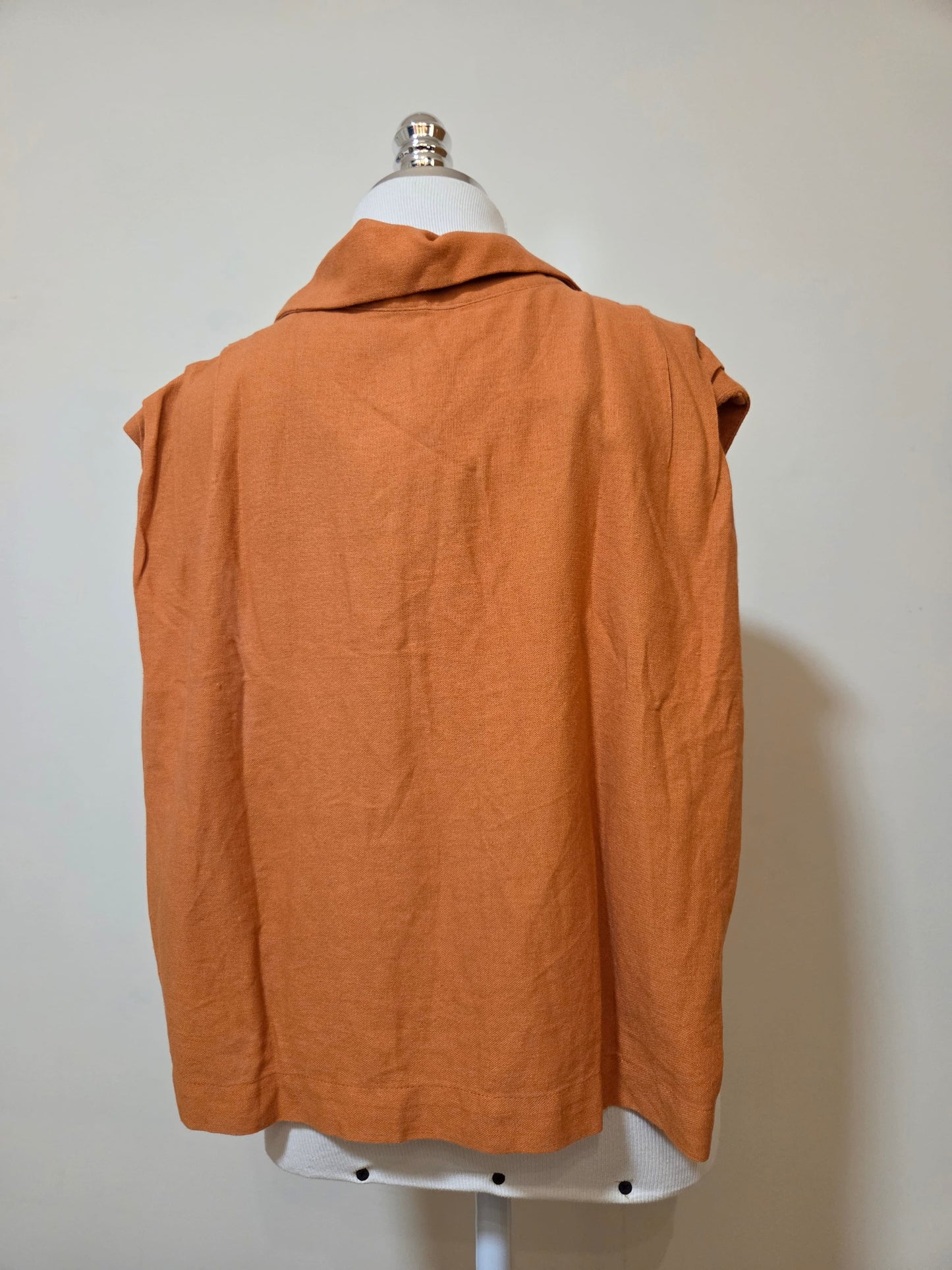 Blusinha / Colete Farm Pregas Laranja